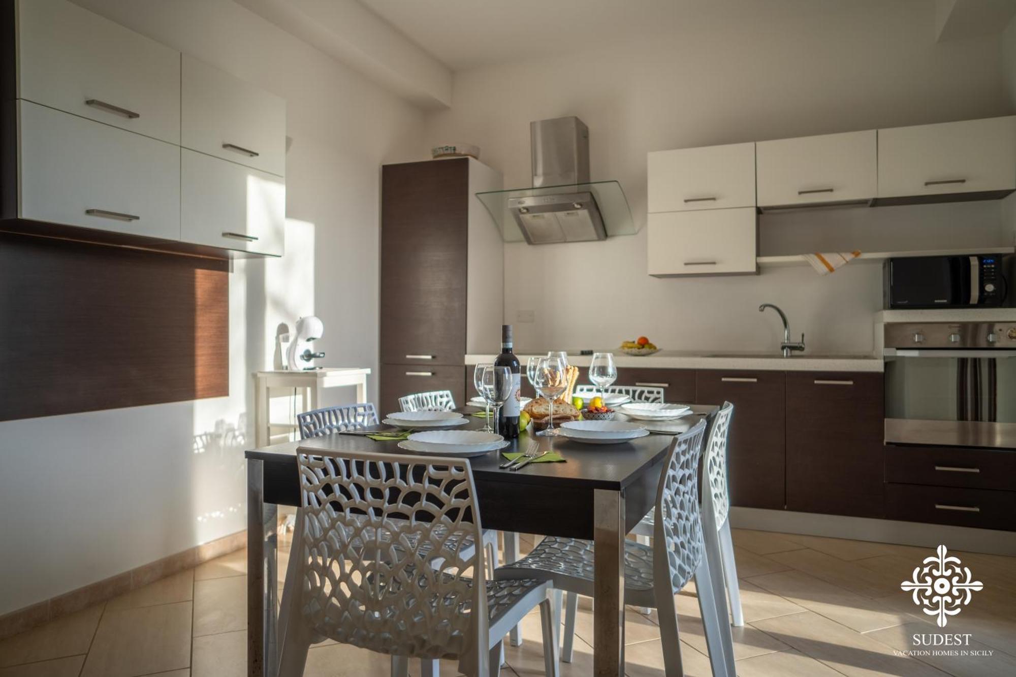 Villa Seaside - Beach Retreat With Jacuzzi Сиракузы Экстерьер фото
